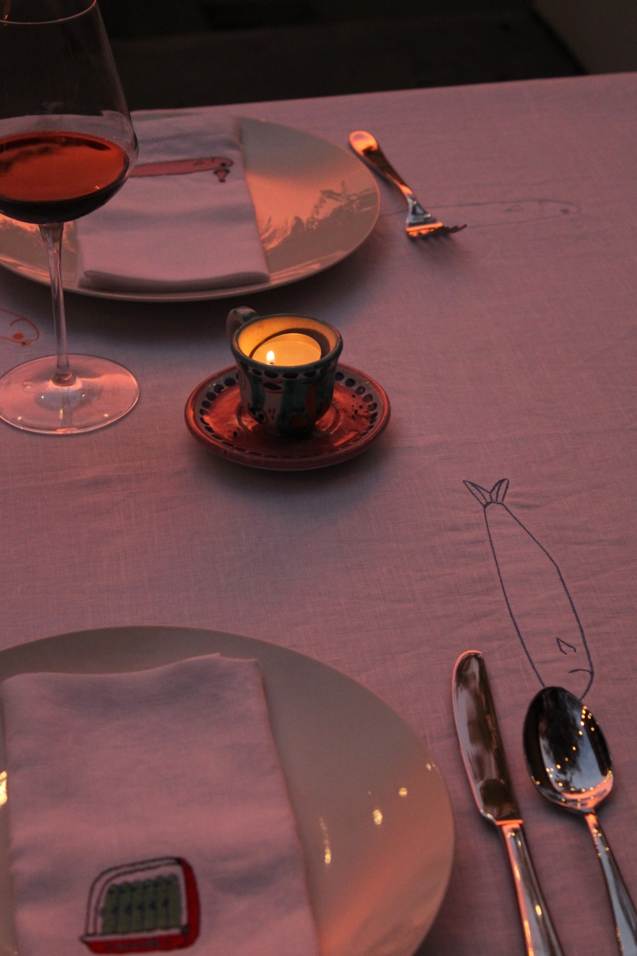 Embroidered 100% Linen Tablecloth - Sardines Without Hats